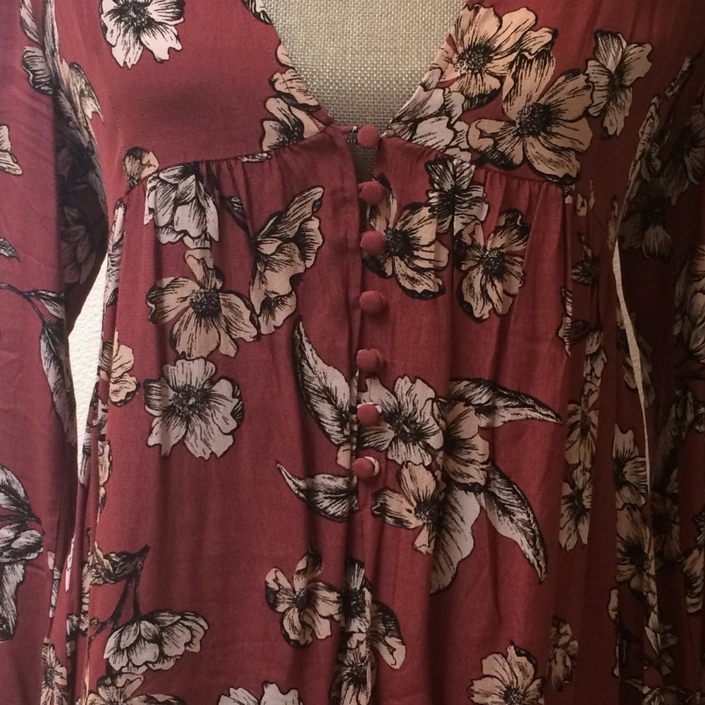 Cute Boho Floral Dress 🌸 - Picture 5 of 5